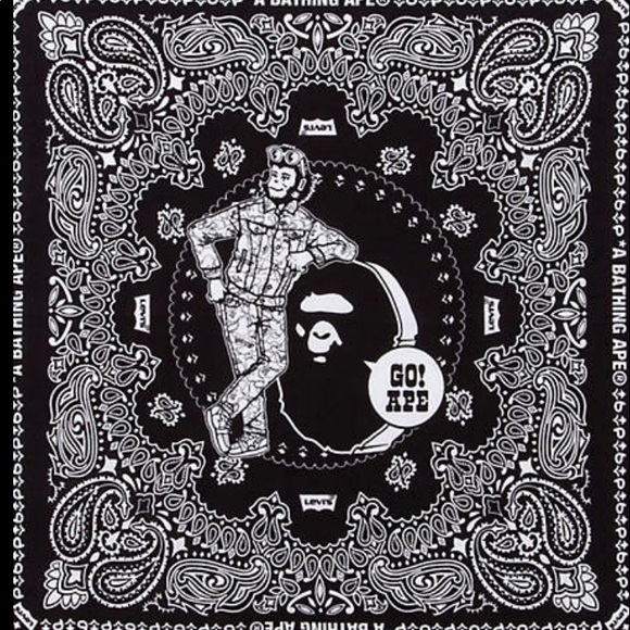 A BATHING APE BAPE X LEVI’S BANDANA Black NIB NWT New - Picture 3 of 3